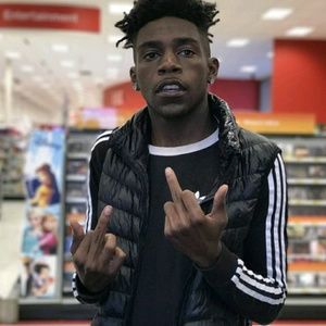 Meet your Posher, Deandre